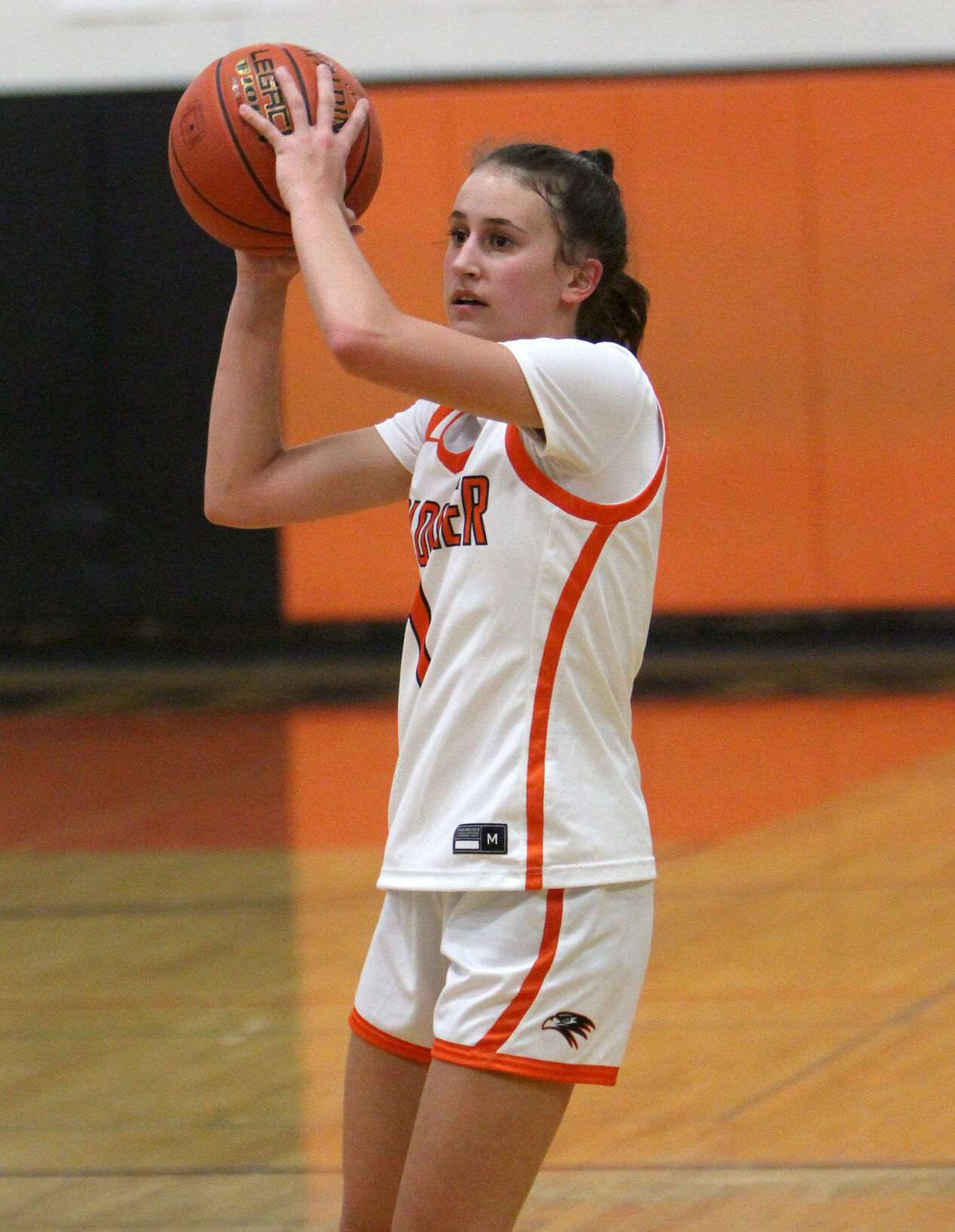 Cameron at Bloomer girls basketball 1-16-23